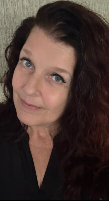 Jolanda  is looking for a Rental Property / Room / Apartment in Almere