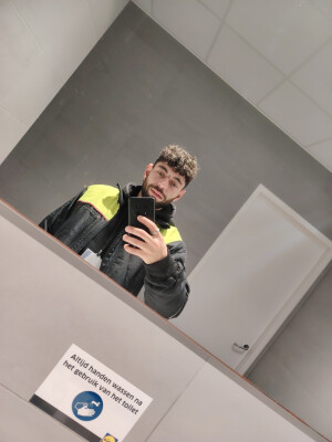 Cristian is looking for a Room in Almere